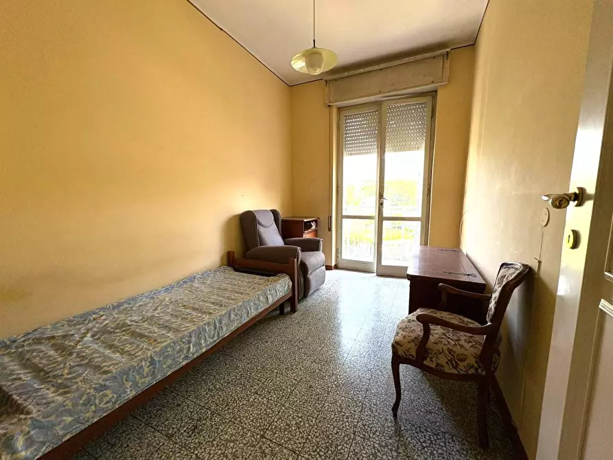 Immagine 7 di Appartamento in vendita  a Massa