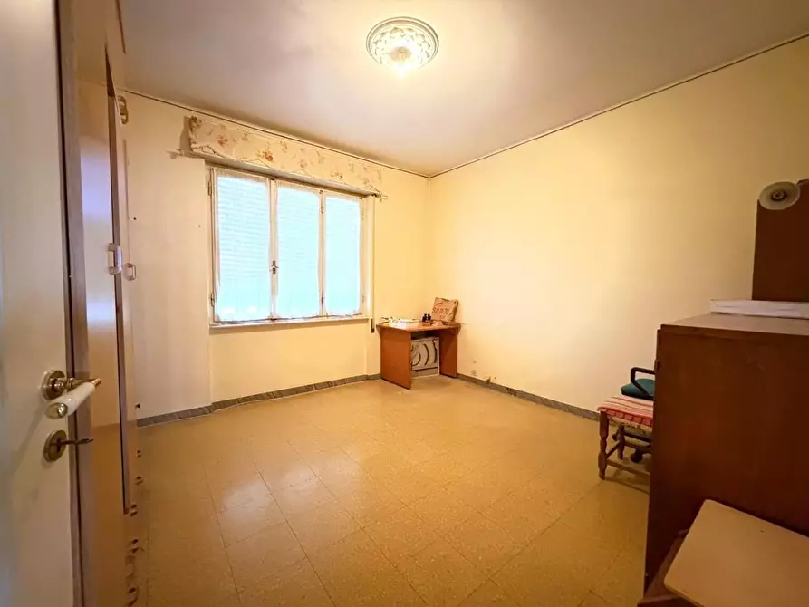 Immagine 6 di Appartamento in vendita  a Massa