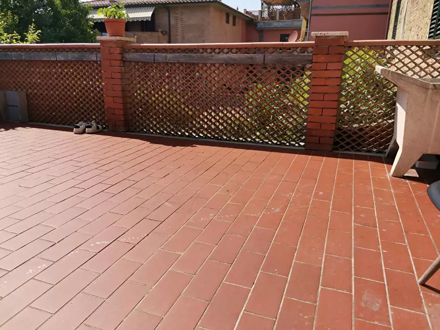 Immagine 4 di Appartamento in vendita  a Poggibonsi