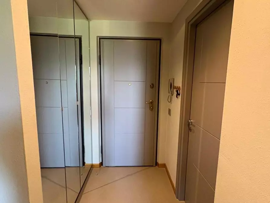 Immagine 24 di Appartamento in vendita  a Lucca