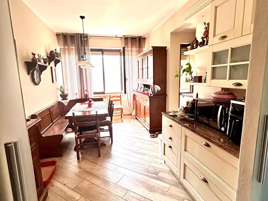 Immagine 9 di Appartamento in vendita  a Pisa