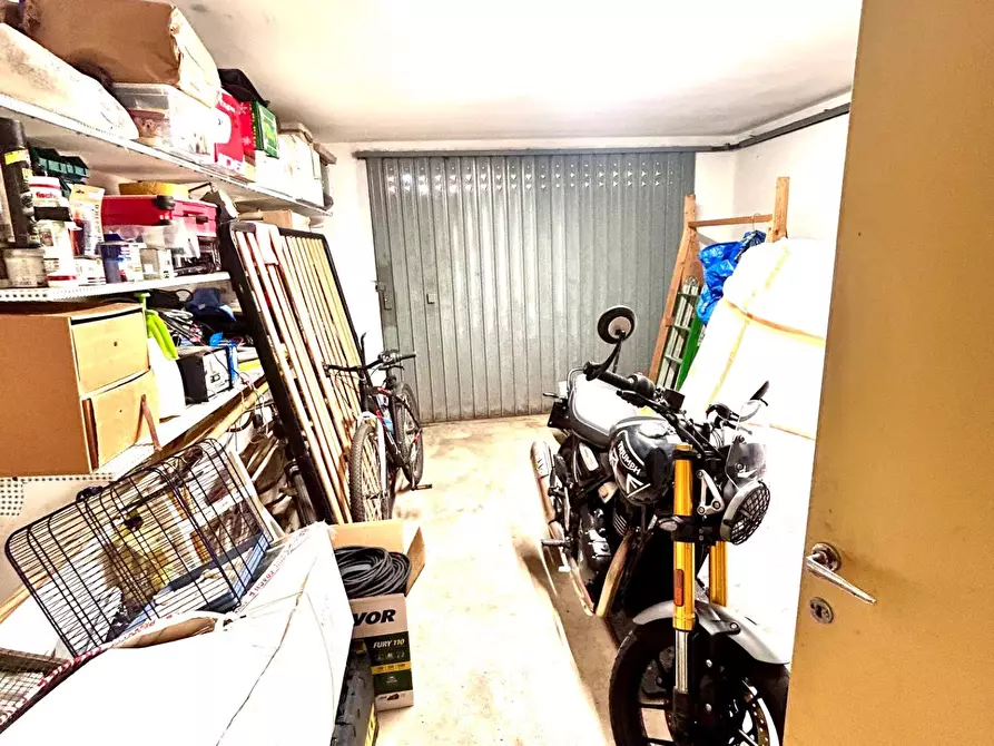 Immagine 36 di Appartamento in vendita  a Pisa