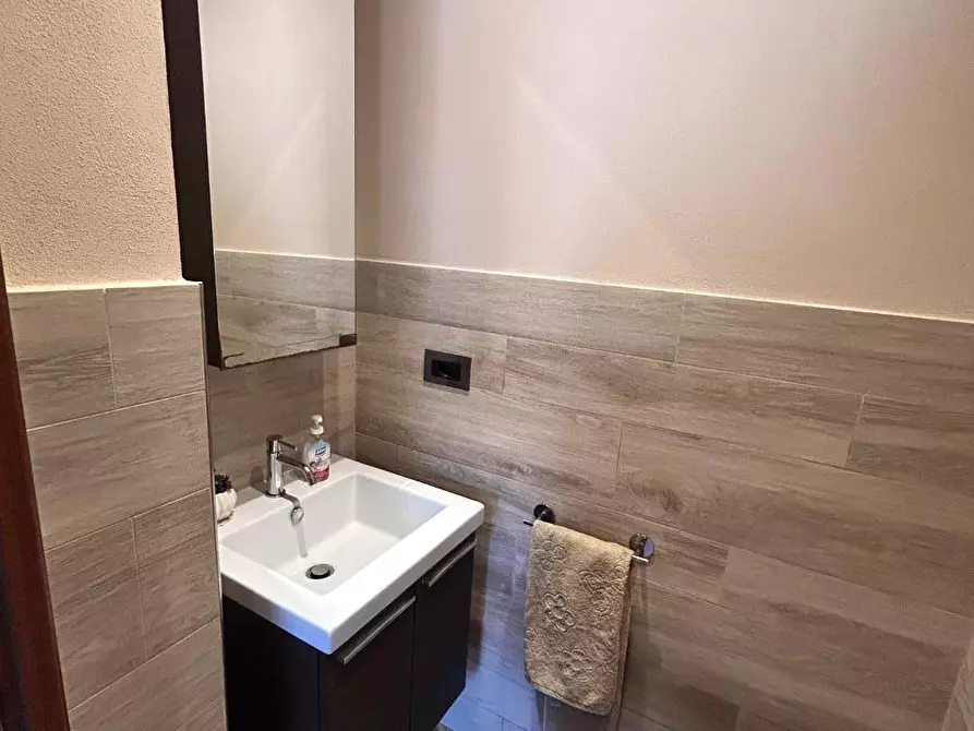 Immagine 19 di Appartamento in vendita  a Pisa