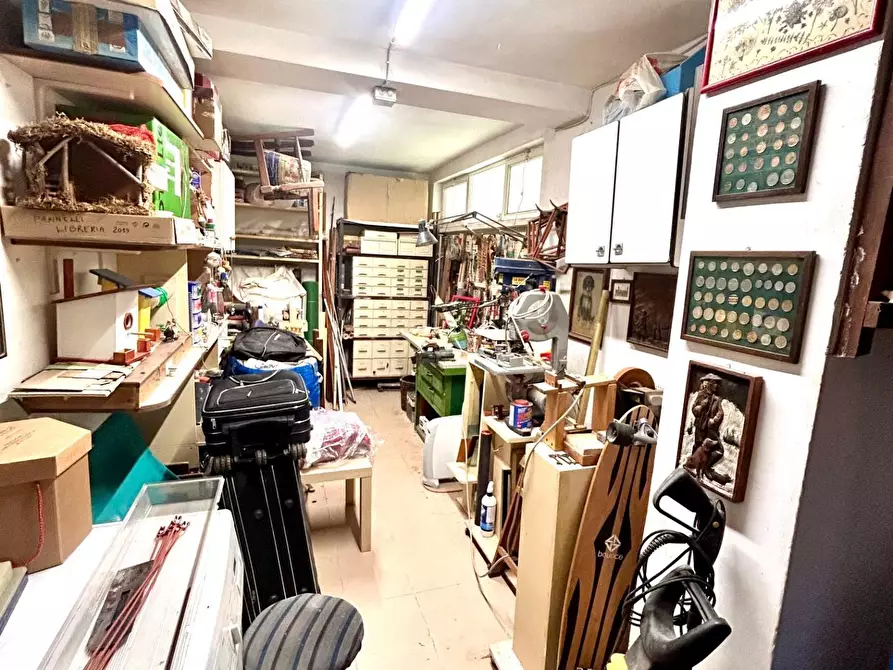 Immagine 37 di Appartamento in vendita  a Pisa