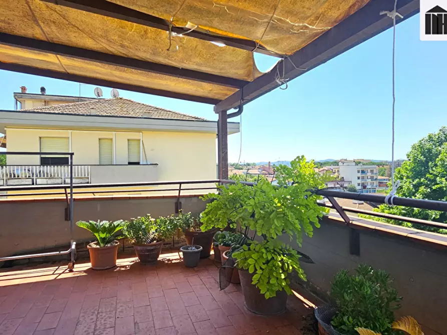 Immagine 19 di Mansarda in vendita  a Santa Croce Sull'arno