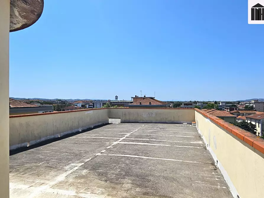 Immagine 24 di Mansarda in vendita  a Santa Croce Sull'arno