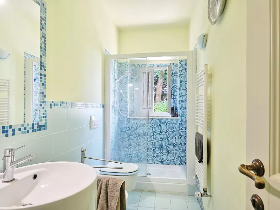 Immagine 13 di Casa colonica in vendita  a Certaldo