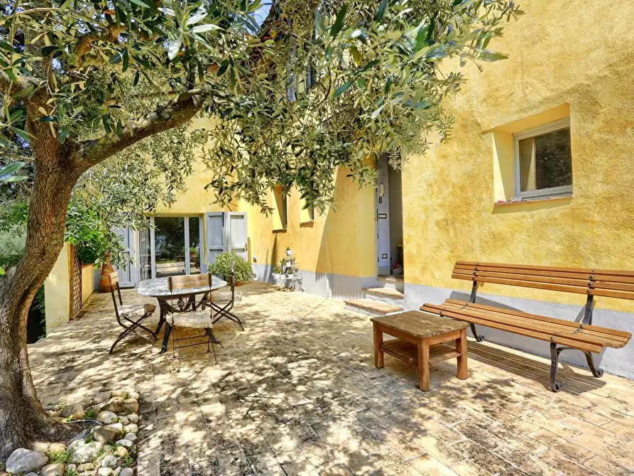 Immagine 4 di Casa colonica in vendita  a Certaldo