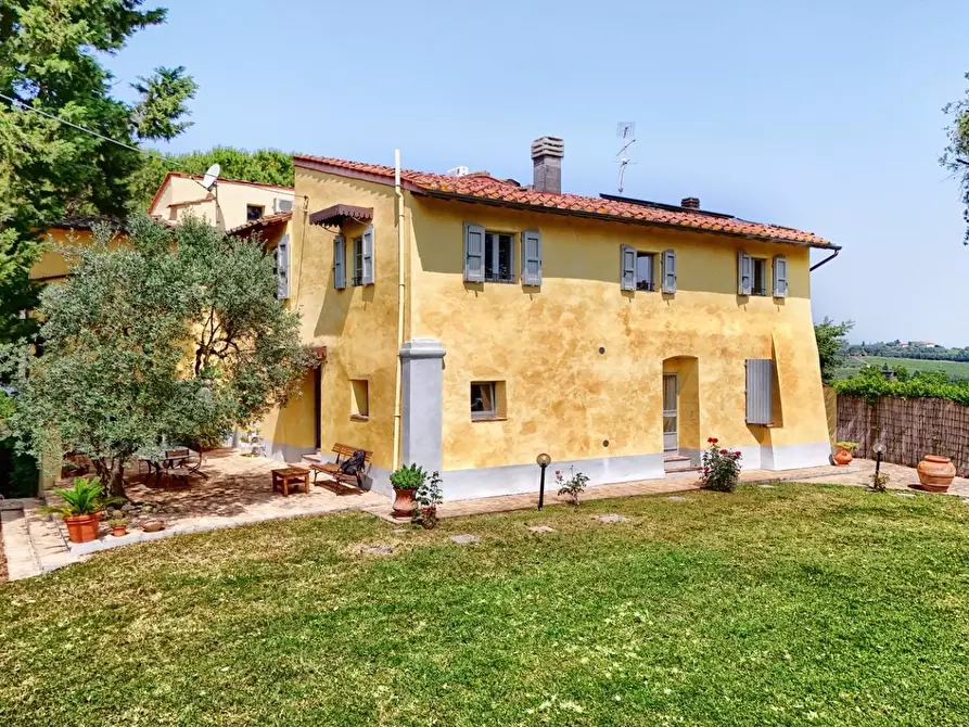 Immagine 1 di Casa colonica in vendita  a Certaldo