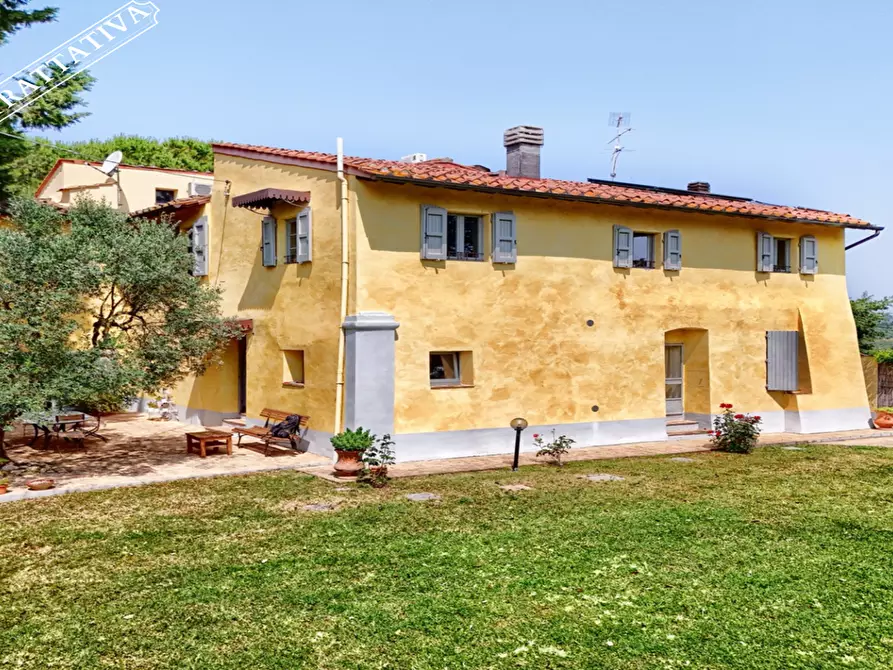 Immagine 1 di Casa colonica in vendita  a Certaldo