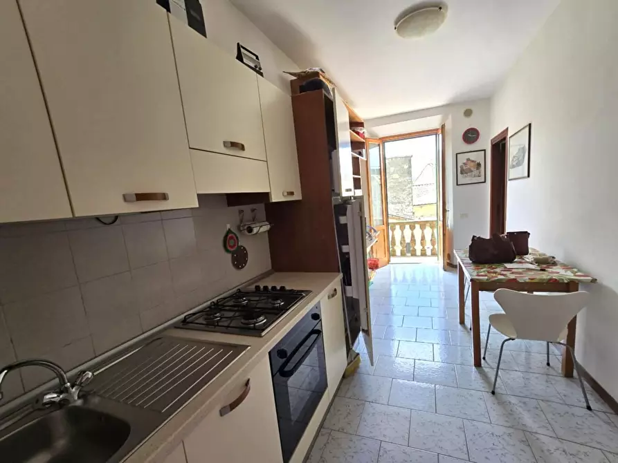 Immagine 3 di Appartamento in vendita  a Colle Di Val D'elsa