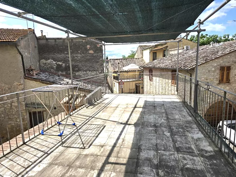 Immagine 10 di Appartamento in vendita  a Colle Di Val D'elsa