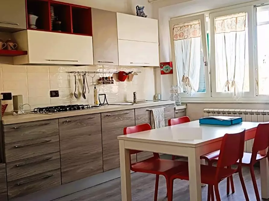 Immagine 1 di Appartamento in vendita  a Cascina