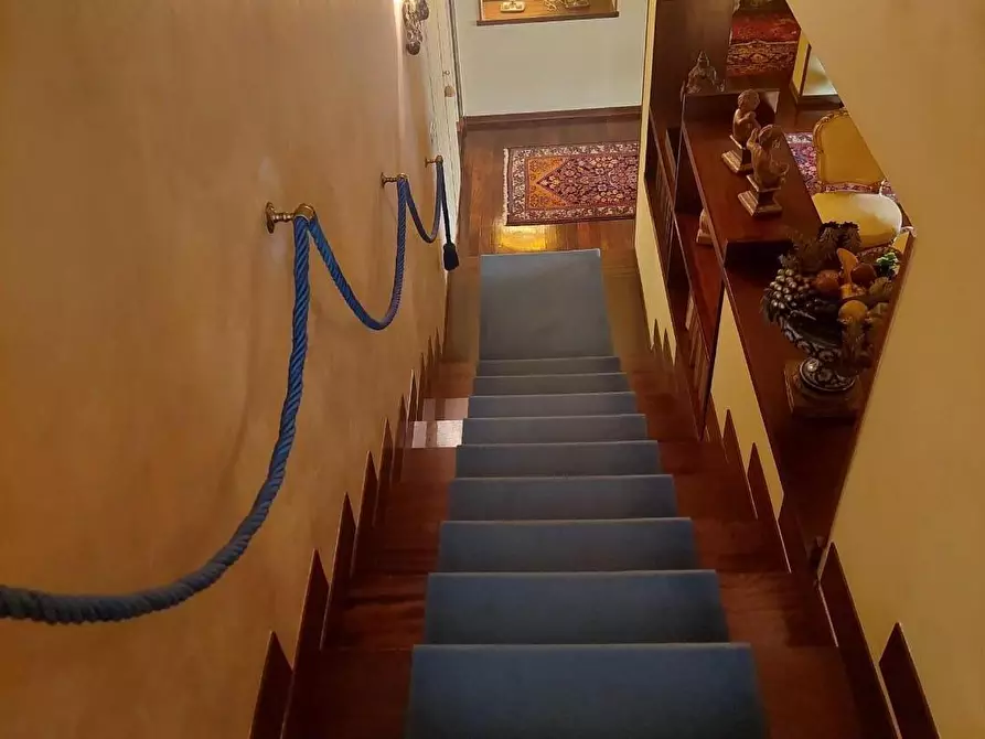 Immagine 15 di Villa in vendita  a Castelfranco Di Sotto