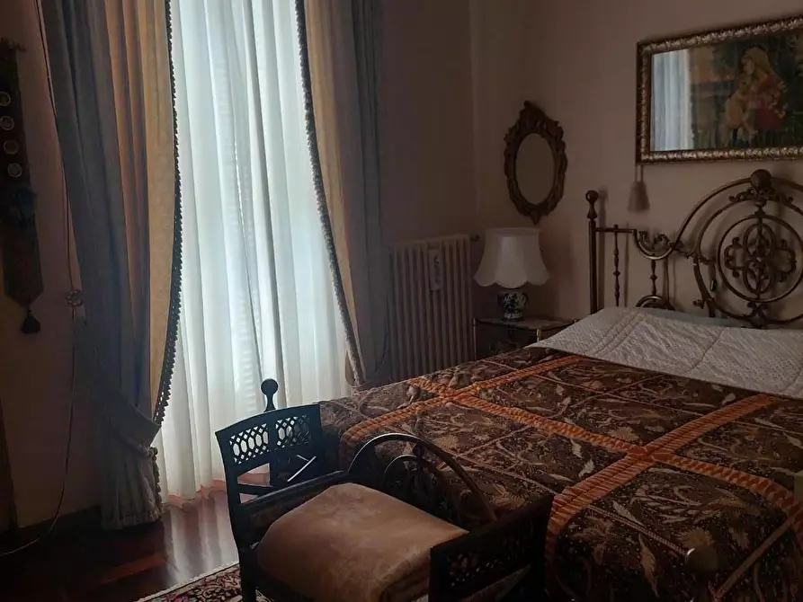 Immagine 13 di Villa in vendita  a Castelfranco Di Sotto