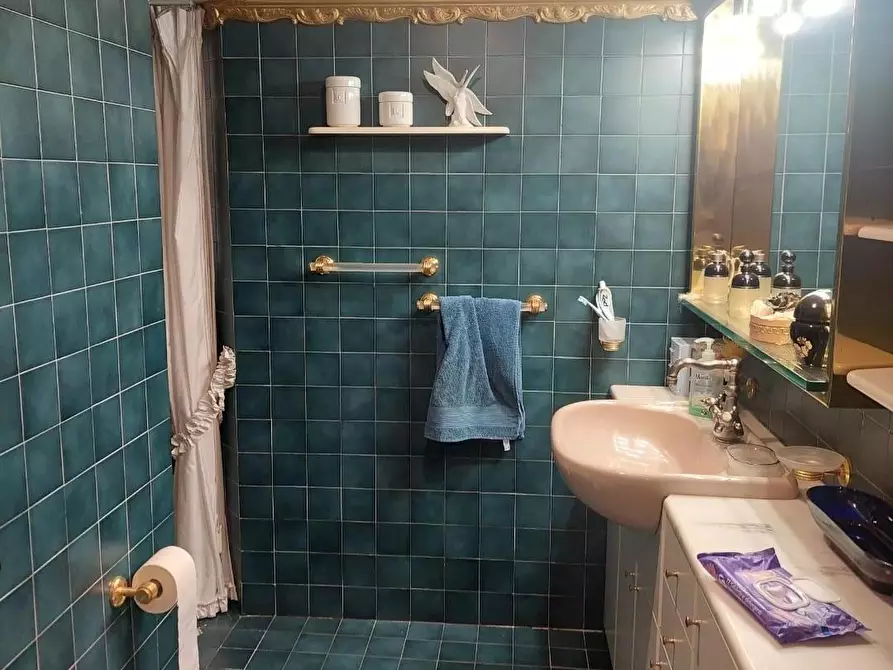 Immagine 8 di Villa in vendita  a Castelfranco Di Sotto