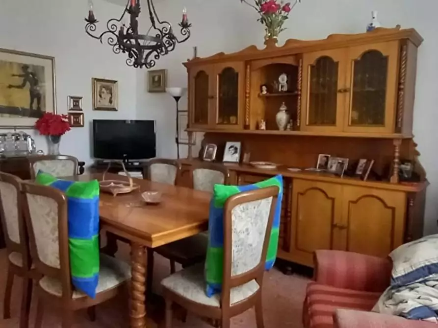 Immagine 42 di Terratetto in vendita  a Carrara