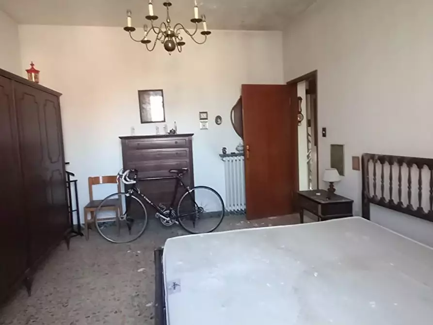 Immagine 51 di Terratetto in vendita  a Carrara