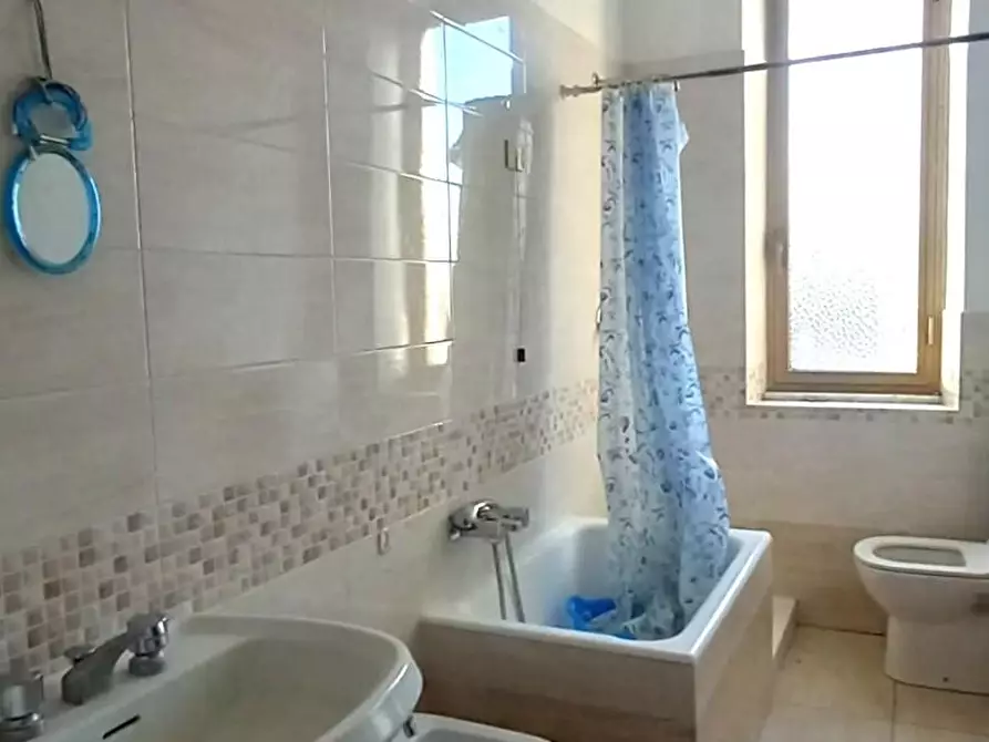 Immagine 57 di Terratetto in vendita  a Carrara