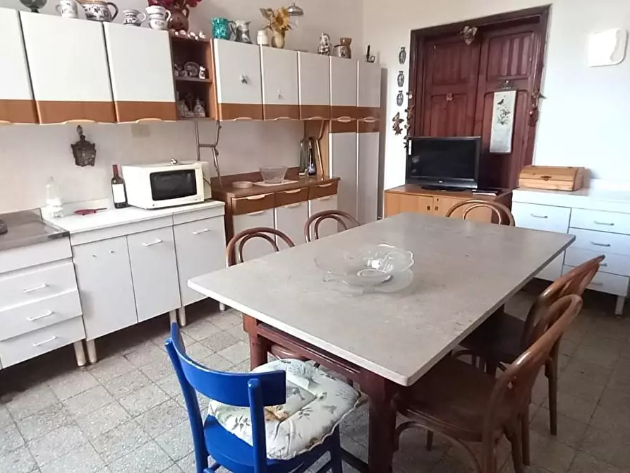 Immagine 9 di Terratetto in vendita  a Carrara