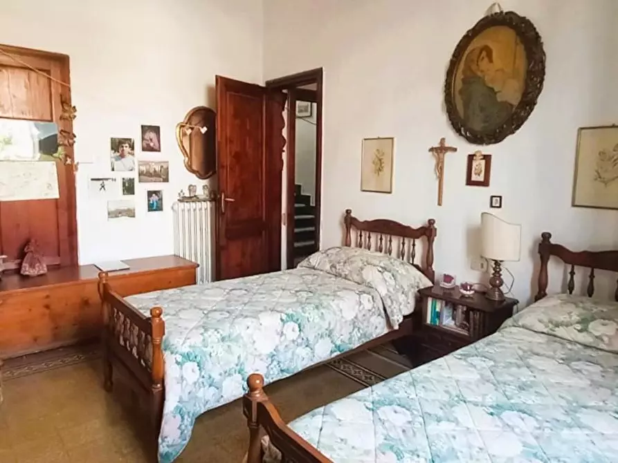 Immagine 24 di Terratetto in vendita  a Carrara