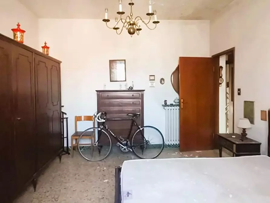 Immagine 49 di Terratetto in vendita  a Carrara