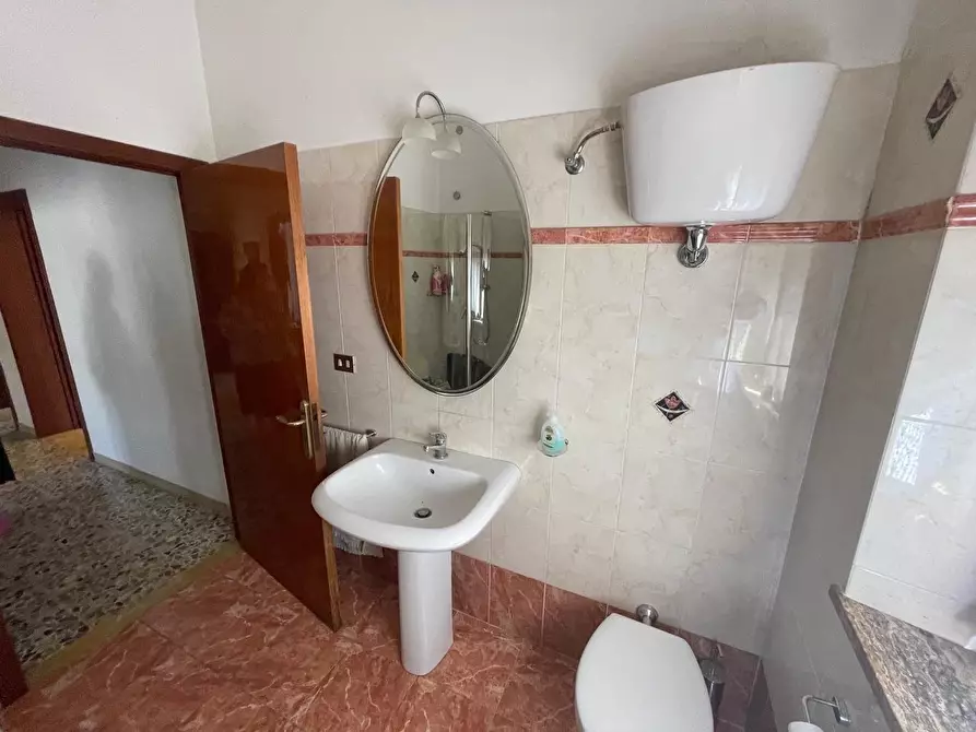 Immagine 25 di Villa in vendita  a Sovicille
