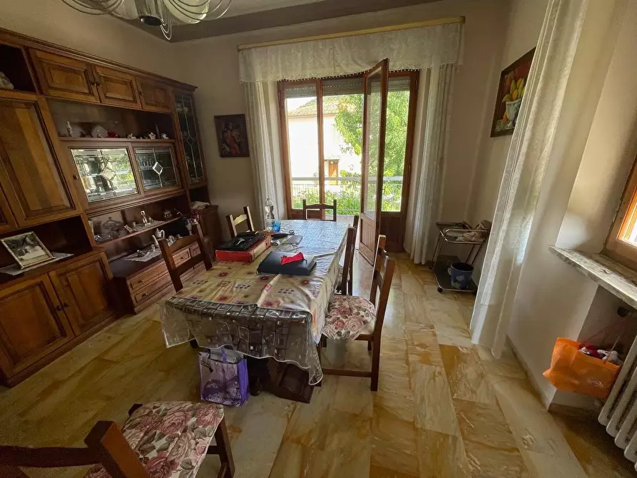 Immagine 5 di Villa in vendita  a Sovicille
