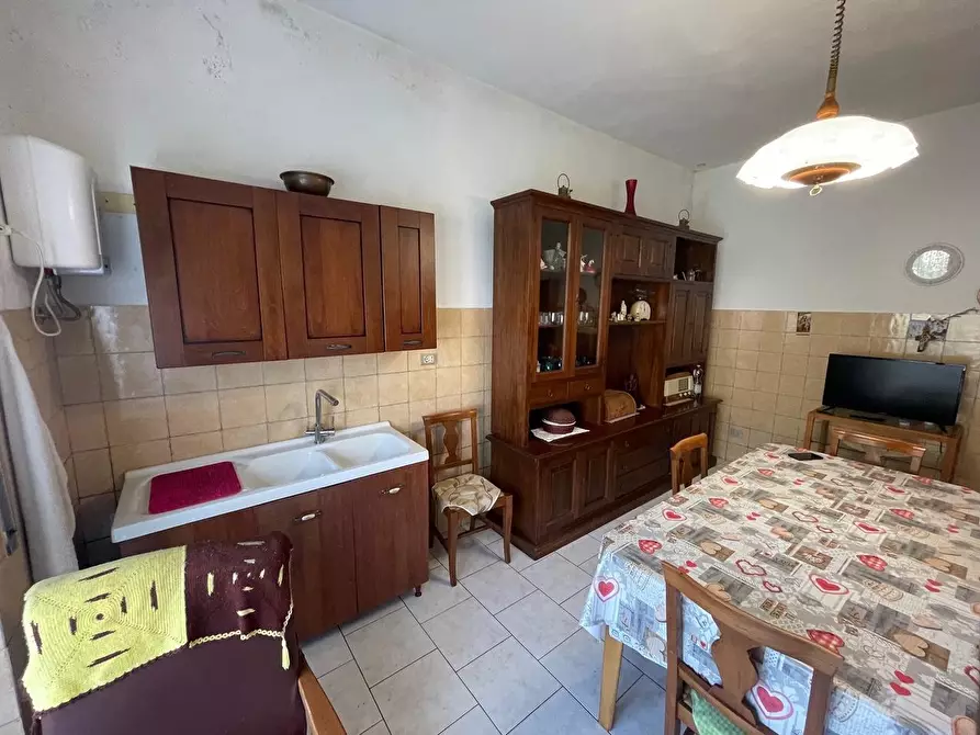 Immagine 10 di Villa in vendita  a Sovicille