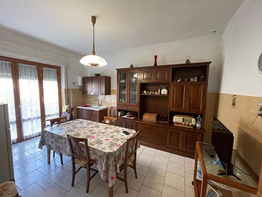 Immagine 8 di Villa in vendita  a Sovicille