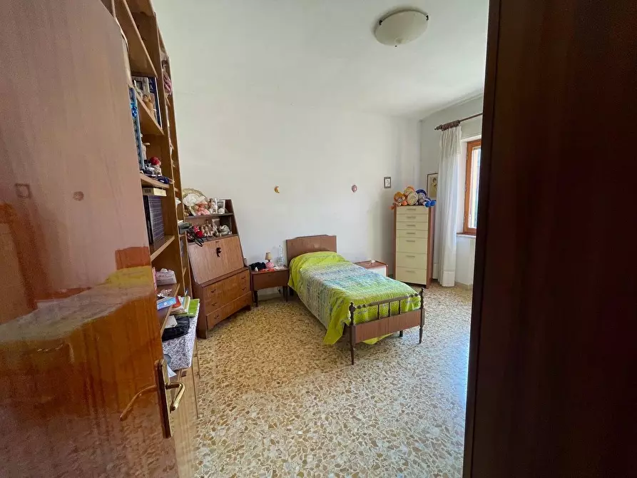 Immagine 27 di Villa in vendita  a Sovicille