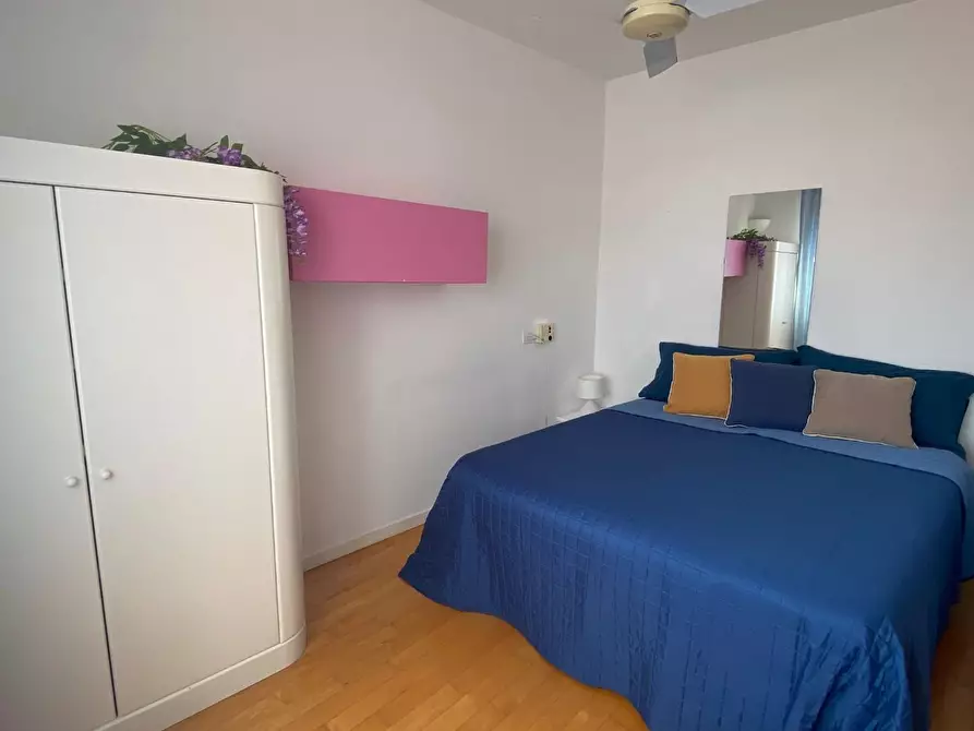 Immagine 48 di Mansarda in affitto  a Viareggio