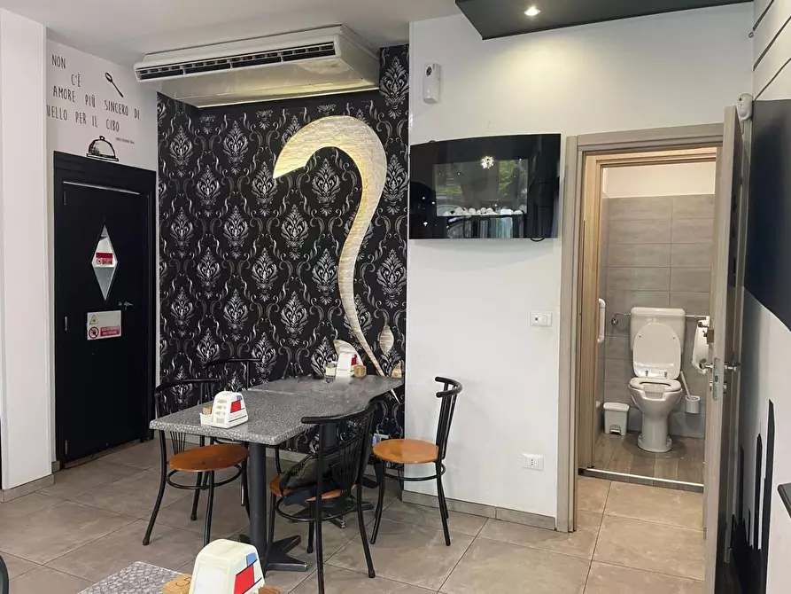 Immagine 31 di Bar / Ristorante in vendita  a Sant'ambrogio Di Torino