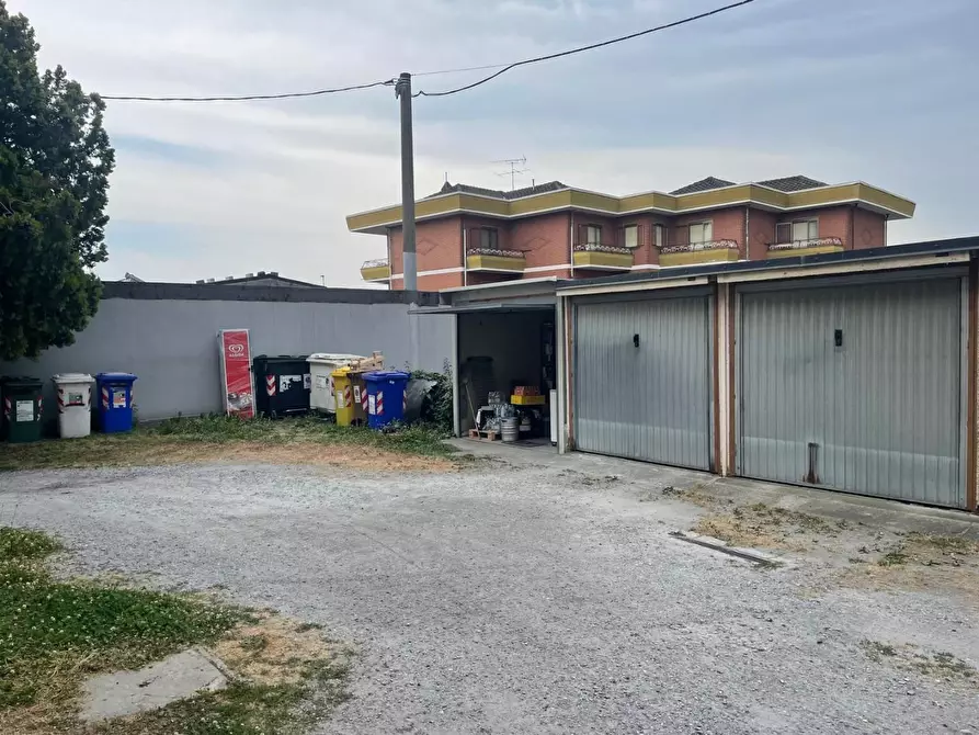 Immagine 38 di Bar / Ristorante in vendita  a Sant'ambrogio Di Torino