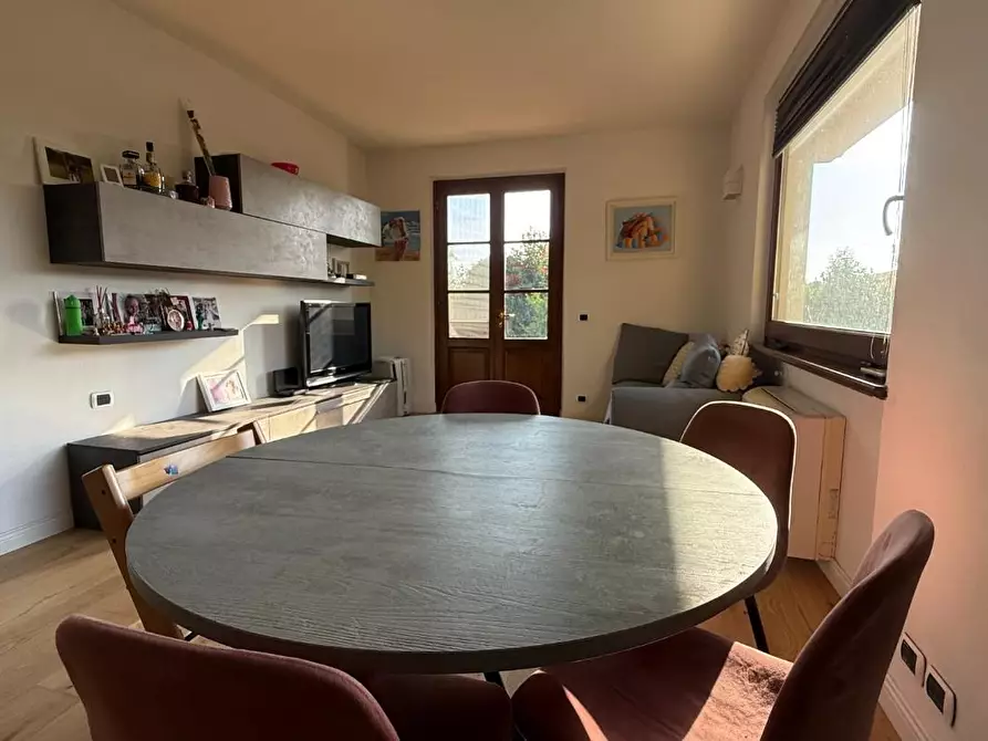 Immagine 9 di Casa bifamiliare in vendita  a Massarosa