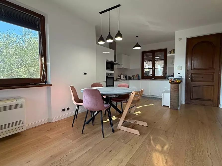 Immagine 8 di Casa bifamiliare in vendita  a Massarosa