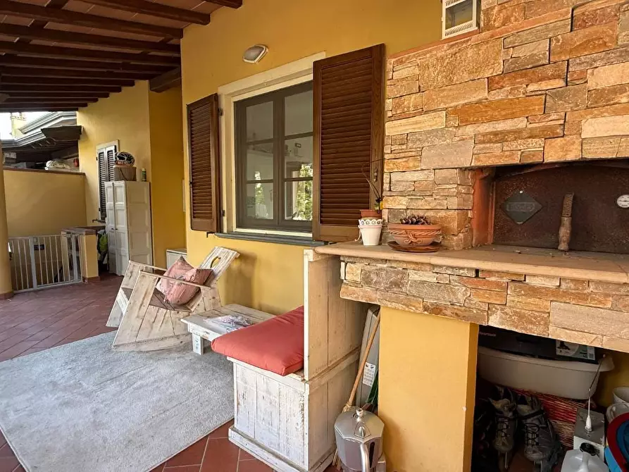 Immagine 4 di Casa bifamiliare in vendita  a Massarosa