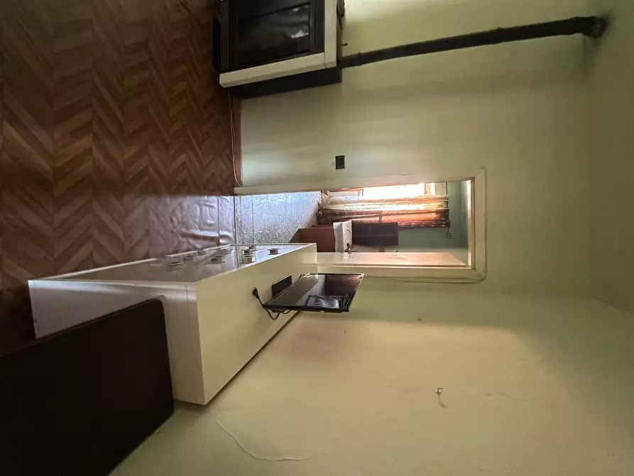 Immagine 6 di Appartamento in vendita  a Massa