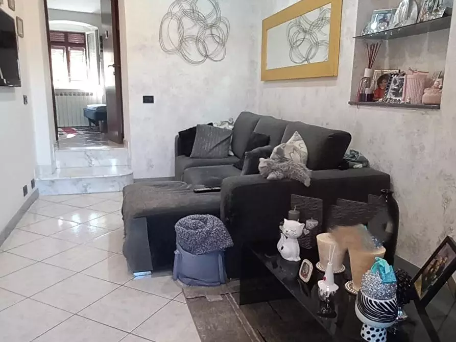 Immagine 6 di Appartamento in vendita  a Carrara