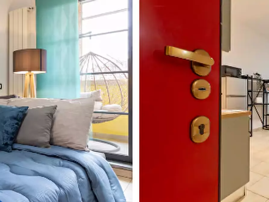 Immagine 36 di Attività commerciale in vendita  a Milano