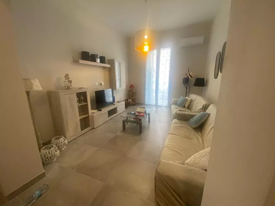 Immagine 5 di Appartamento in vendita  a Viareggio