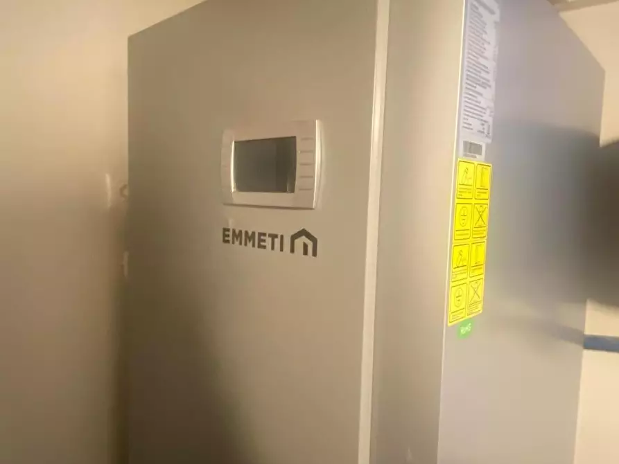 Immagine 26 di Appartamento in vendita  a Viareggio