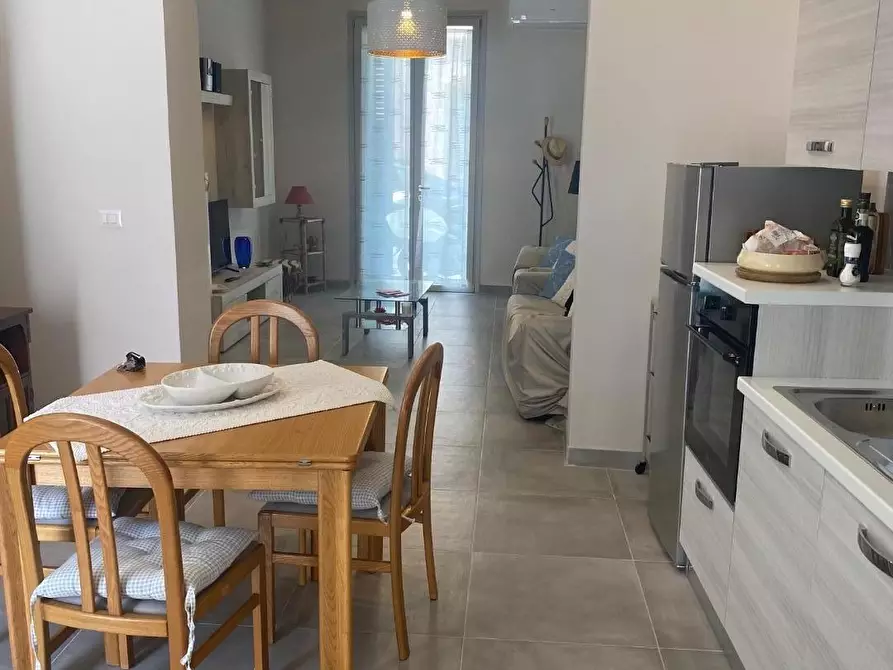 Immagine 6 di Appartamento in vendita  a Viareggio