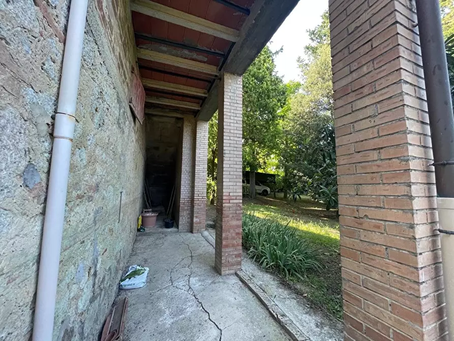 Immagine 68 di Appartamento in vendita  a Siena