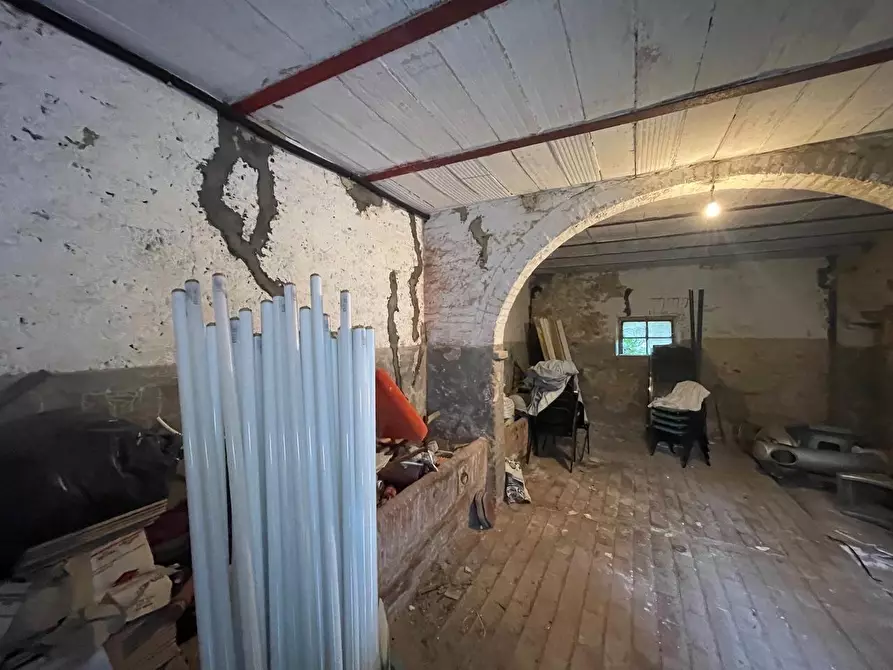 Immagine 55 di Appartamento in vendita  a Siena