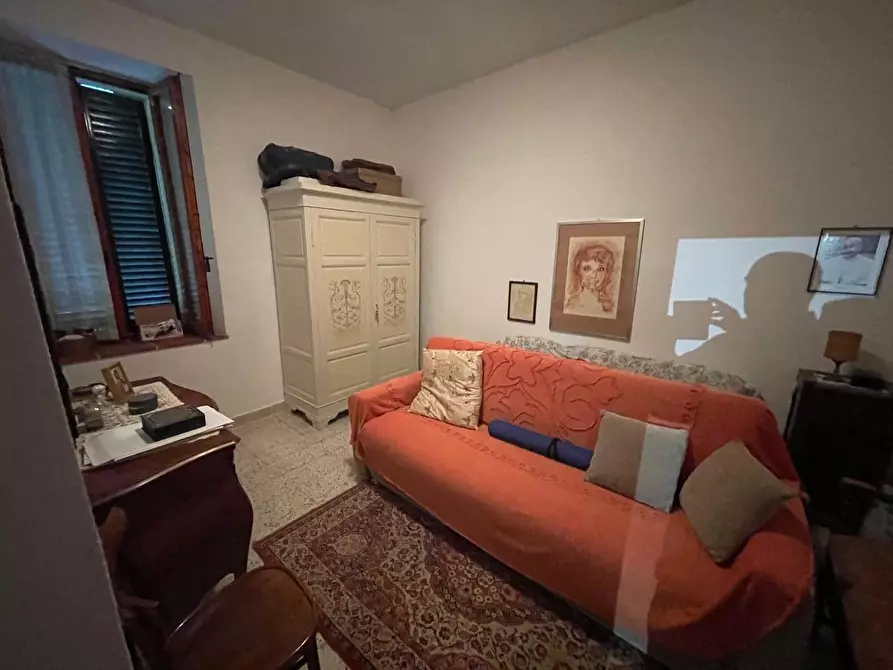 Immagine 31 di Appartamento in vendita  a Siena