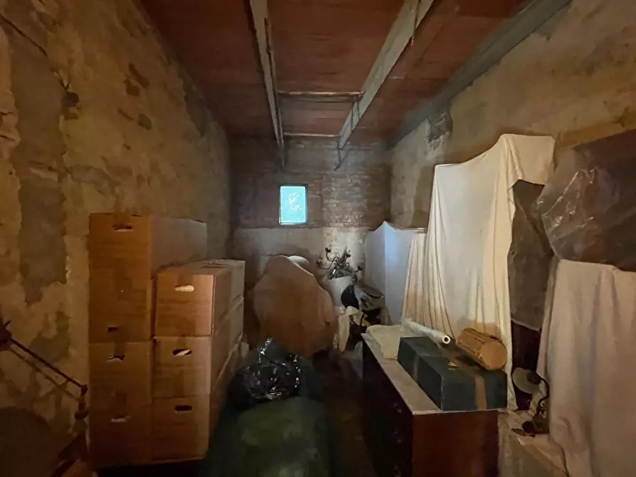 Immagine 61 di Appartamento in vendita  a Siena
