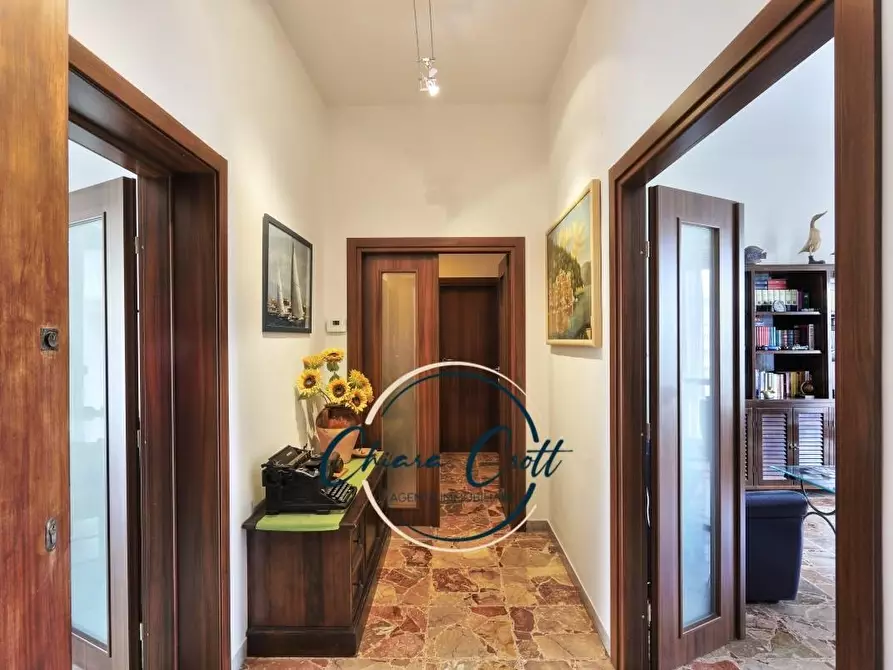 Immagine 7 di Appartamento in vendita  a Livorno