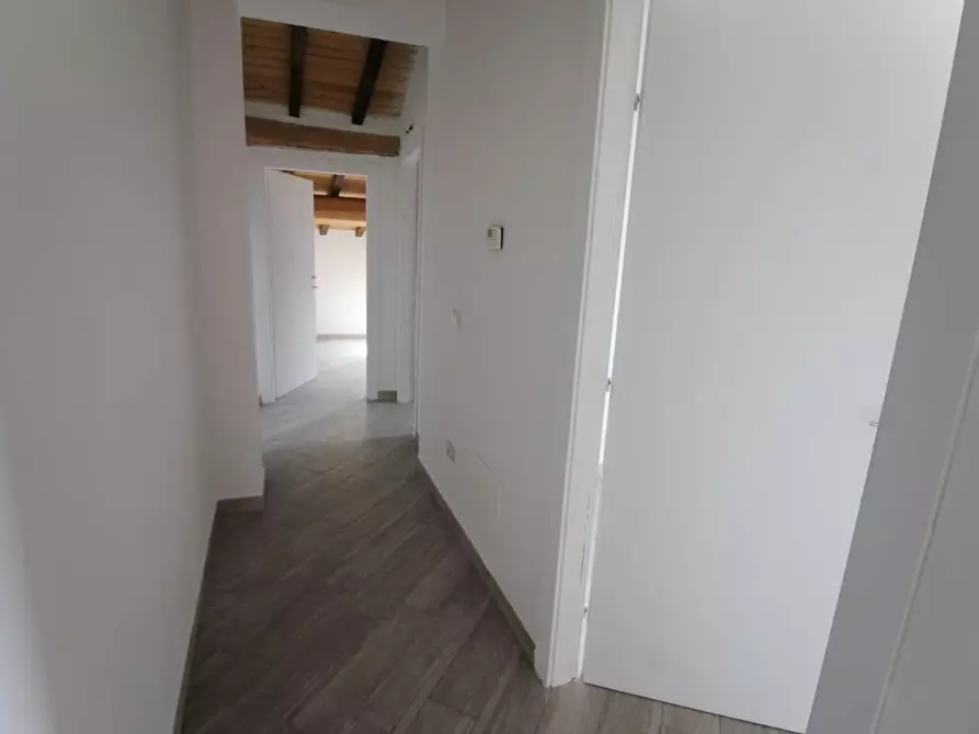 Immagine 10 di Appartamento in vendita  a Cascina