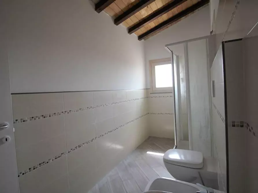 Immagine 18 di Appartamento in vendita  a Cascina